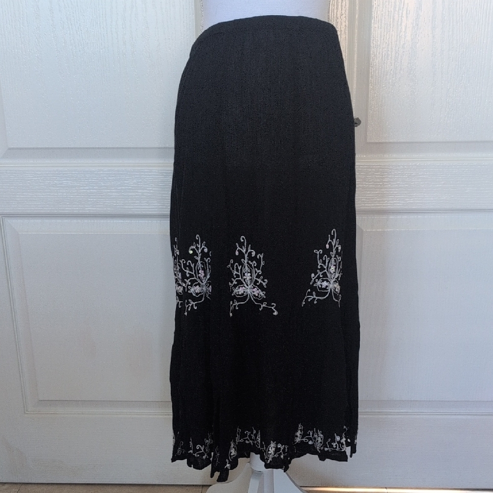 Bila Elegant Black Maxi Skirt with White Detailing